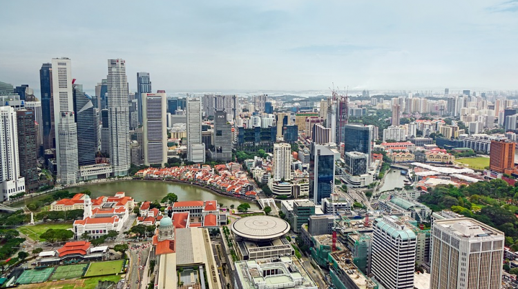 Власти Сингапура ужесточили правила въезда для иностранцев из-за ситуации с COVID-19