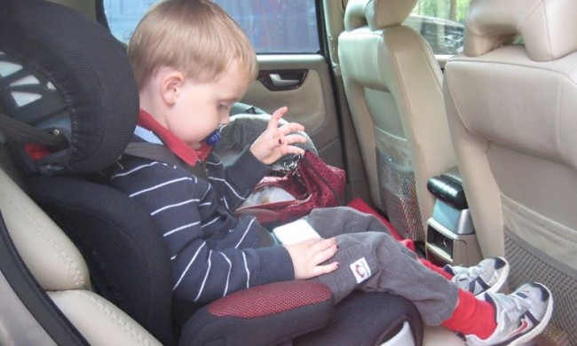 Детская жизнь - бесценна. Как сделать поездку ребенка в машине безопасной?