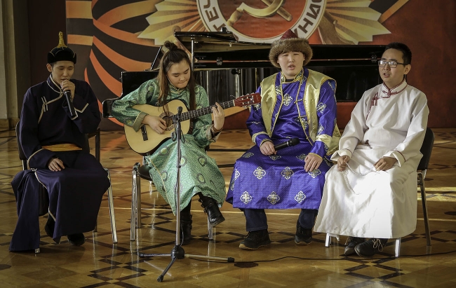 В МГУ студенты провели концерт, посвященный дню родного языка