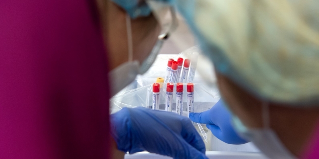Собянин объявил о скором начале массового скрининга на антитела к COVID-19