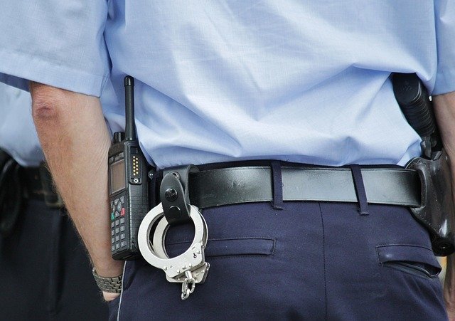 В Тропарево-Никулине полиция задержала подозреваемую в мошенничестве