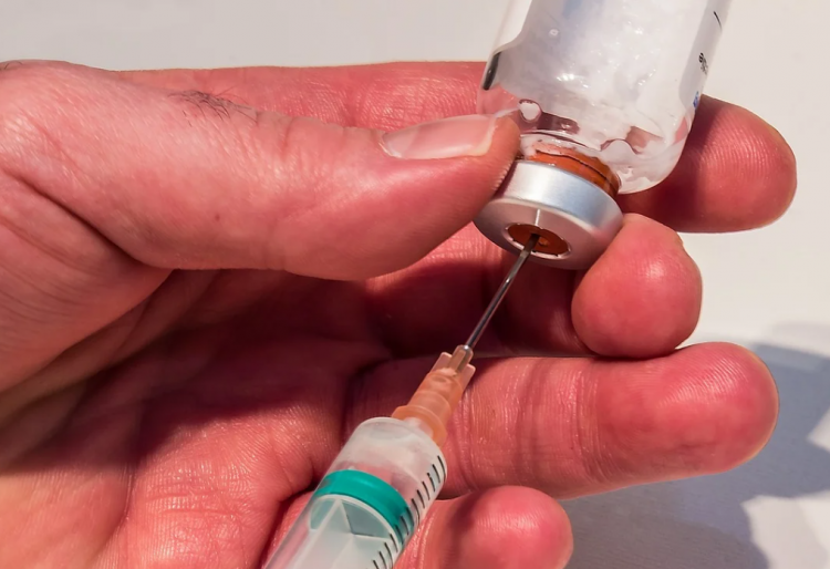 Мобильные пункты вакцинации от гриппа переехали в популярные локации