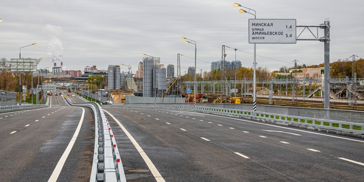 Собянин: В Москве завершено строительство новой вылетной магистрали