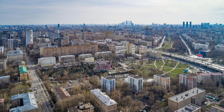 Дворовый хоккей и лекции по экологии: в Москве выбрали лучшие районные проекты