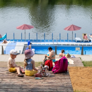 Похолодание до +15°C и дожди: прогноз погоды на День России и длинные выходные