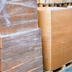 Участник ярмарки в ЦАО отправляет в зону СВО стройматериалы и инструменты