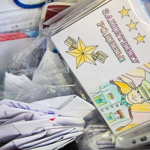 В ЮВАО собрали новогодние подарки для бойцов СВО и детей из новых регионов