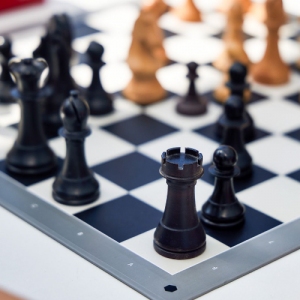 В парках «Фили» и 50-летия Октября 2 ноября проведут занятия шахматного клуба «Блиц»