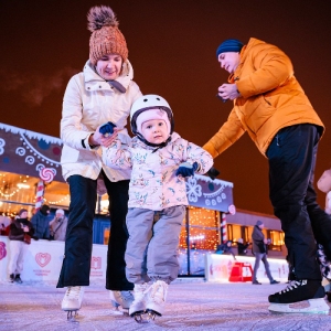 Каток на Воробьевых горах открыт для посетителей с начала декабря