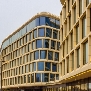 В бизнес-центре в районе Кунцево собственникам начали передавать офисные помещения