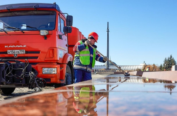 Началась подготовка к новому сезону фонтанного комплекса на Поклонной горе