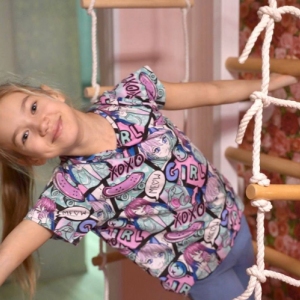 Собянин исполнил мечту девочки из Луганска в рамках «Елки желаний»