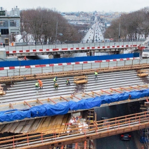 Собянин: реконструкция Воробьевского путепровода должна завершиться осенью