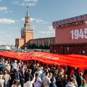 Собянин: Почти полмиллиона человек посетили иммерсивный музей на Красной площади