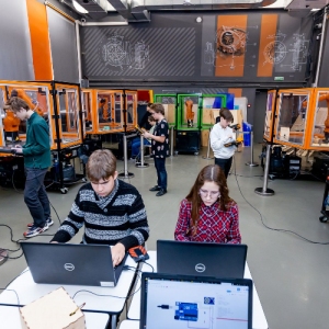 Собянин: 47 тыс. старшеклассников обучаются в предпрофессиональных классах