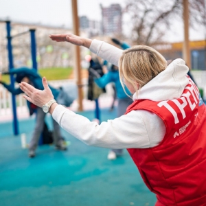 Жителей ЗАО приглашают весной на бесплатные занятия фитнесом, бегом и роллер-спортом
