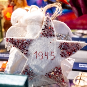 Мишура из проволоки и картонные звери: Музей Победы приглашает в путешествие во времени