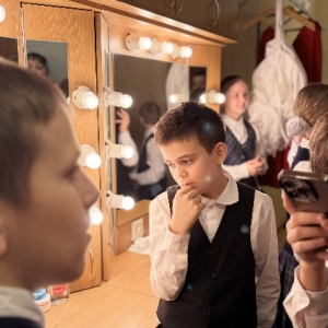 Волшебное закулисье: кадеты-дипломаты из ЗАО вышли на подмостки Театра Вахтангова