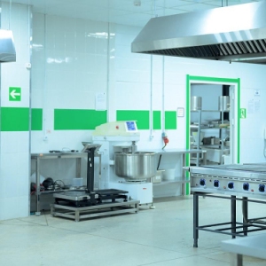 Первое производство открылось в технопарке «Рябиновая, 44» в ЗАО