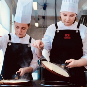 Студенты МОК «Запад» подготовили особую программу на Масленицу