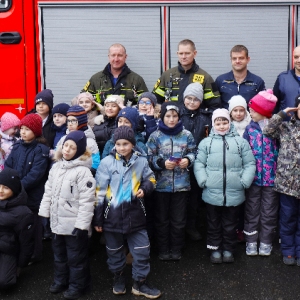 В гости к огнеборцам: как второклассники побывали в пожарно‑спасательном отряде