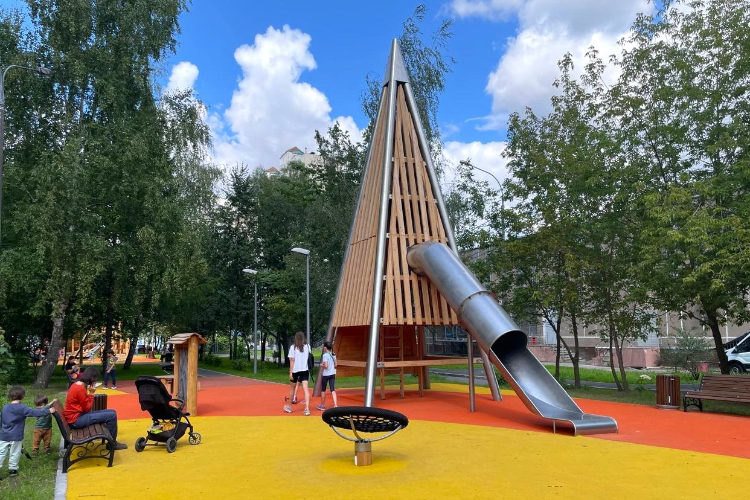 В Тропарево-Никулине идут работы по благоустройству дворовых территорий