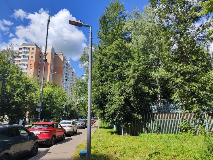 В ЗАО установят свыше 900 новых опор освещения