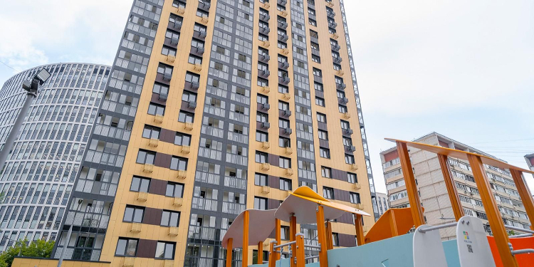 К переселению в новостройку по реновации в районе Филевский Парк приступили 220 человек