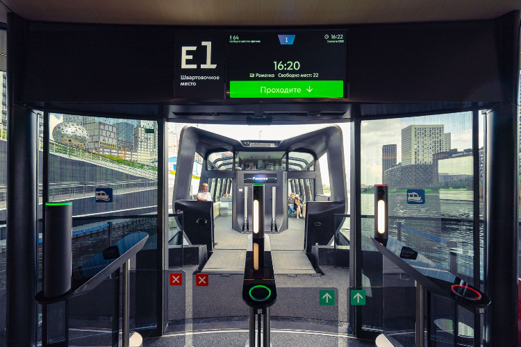 Четыре новых плавучих причала будут обслуживать регулярный маршрут «"Киевский" — "Лужники"»