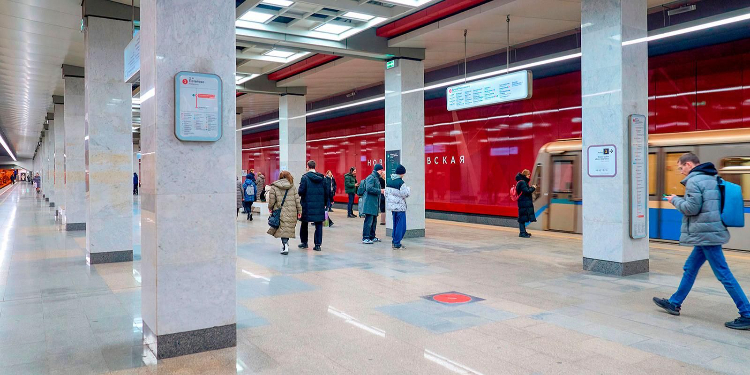 Нейроголос зазвучит во всех поездах Сокольнической линии метро до конца ноября