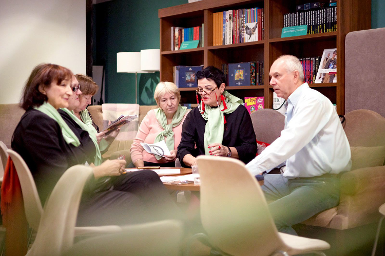 Жителей ЗАО «серебряного» возраста приглашают на викторину «Финансы через призму искусства»