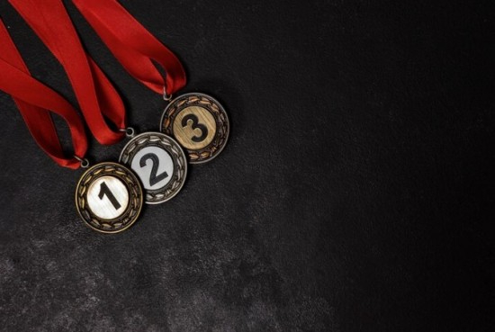 Школьница из Очаково-Матвеевского победила на соревнованиях по стрельбе из лука «Надежды России»