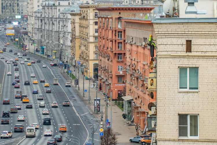 Двенадцать зданий на Кутузовском проспекте получат архитектурно-художественную подсветку