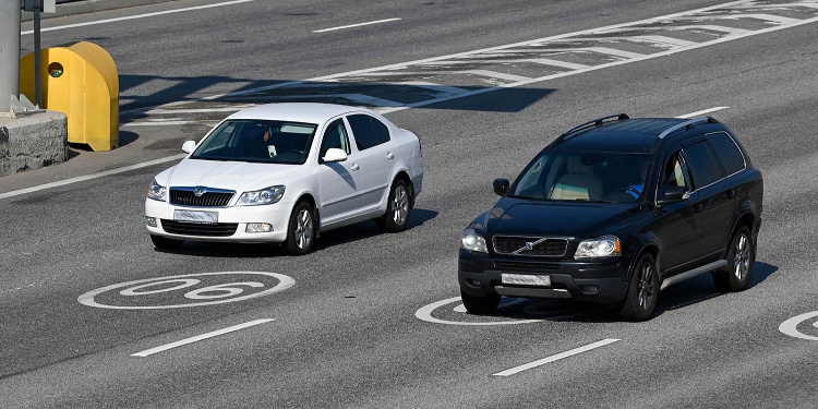 Новые круговые перекрестки обустроили в Западном округе