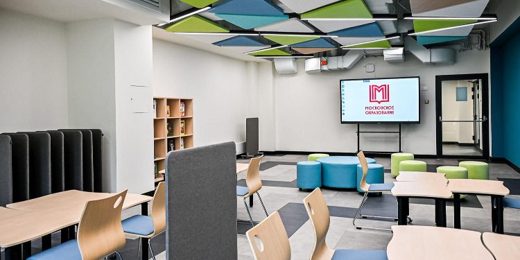 В районах Раменки и Филевский Парк возвели школу и образовательный комплекс