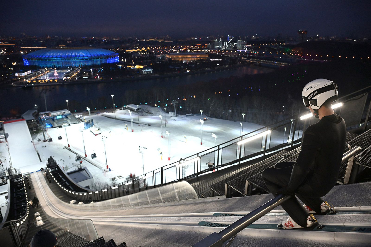 Большой лыжный трамплин открыли на Воробьевых горах