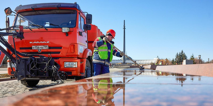 Началась подготовка к новому сезону фонтанного комплекса на Поклонной горе