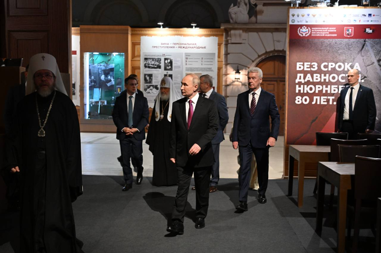 В Манеже открылась выставка «Великая Победа. Россия — моя история» — Собянин