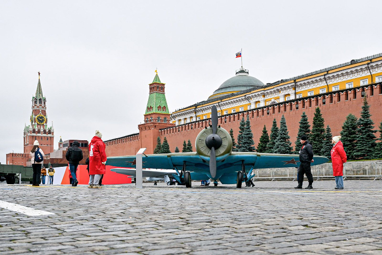 Собянин: Участники СВО посетили музей, открытый в память о параде 1941 года