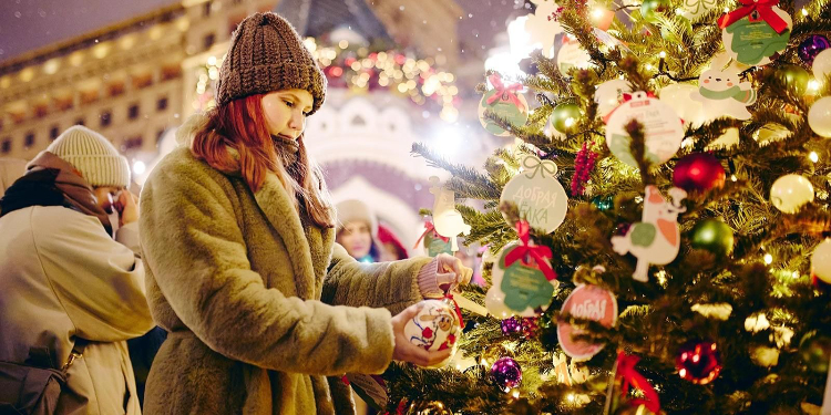 Сергей Собянин пригласил поучаствовать в предновогодних благотворительных акциях