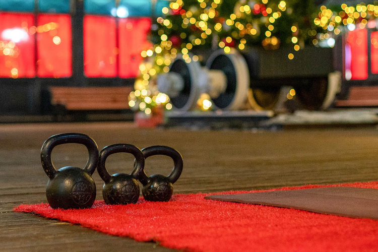 Сотни москвичей проверяют силу и ловкость на окружных соревнованиях