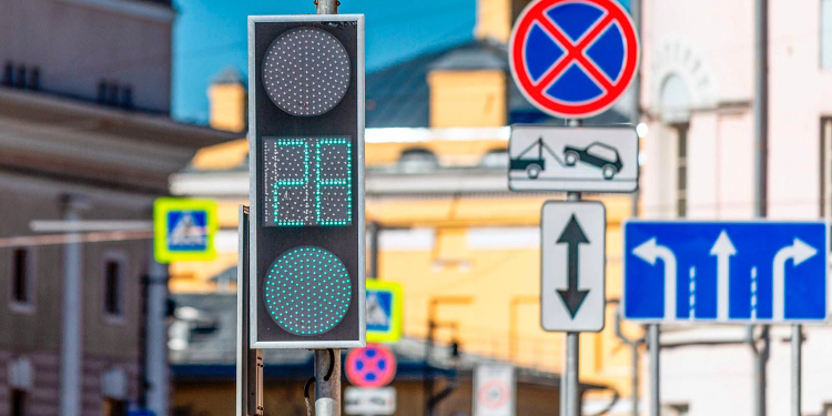 Количество умных светофоров в Москве будет увеличиваться — Собянин