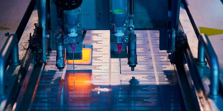 Собянин: Обрабатывающая промышленность стала движущей силой экономики Москвы