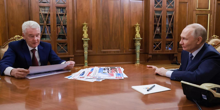 Собянин доложил Путину о реализации в Москве национальных проектов