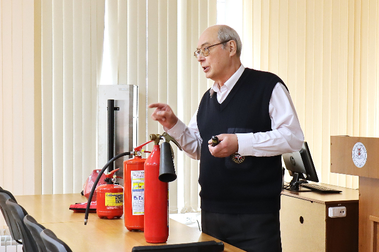 Специалисты ГОЧСиПБ напоминают правила первой помощи при электротравме