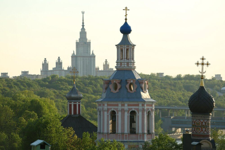 Записывать сны и кормить хлебом бедных: что можно и нельзя делать в День Иоанна Богослова
