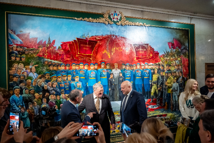 «Твой солдат». В Музее Победы открылась выставка о тех, кто ковал Великую Победу