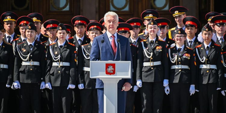Сергей Собянин принял участие в юбилейном параде кадет