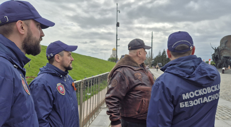 Более тысячи дружинников ежедневно помогают поддерживать порядок в Москве