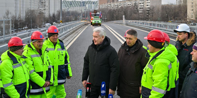 Собянин: Открыли путепровод через пути МЦД-1 в районе станции Бескудниково